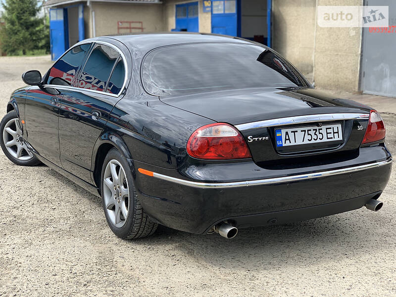 Седан Jaguar S-Type 2004 в Івано-Франківську