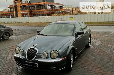 Седан Jaguar S-Type 2001 в Виннице