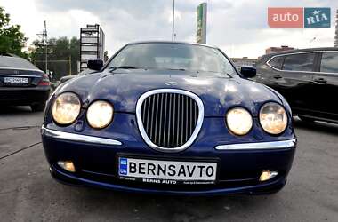 Седан Jaguar S-Type 2001 в Львові