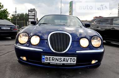 Седан Jaguar S-Type 2001 в Львові