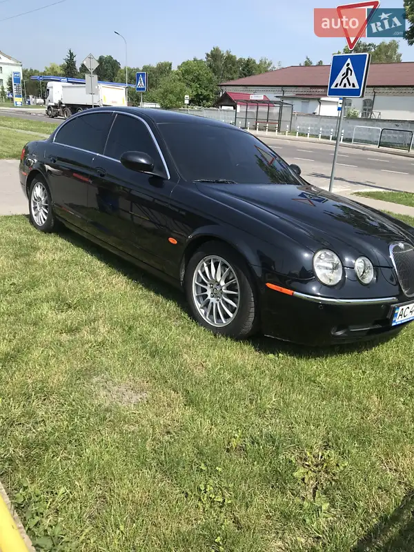 Jaguar S-Type