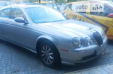 Седан Jaguar S-Type 2003 в Киеве