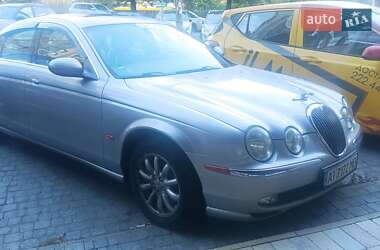 Седан Jaguar S-Type 2003 в Киеве