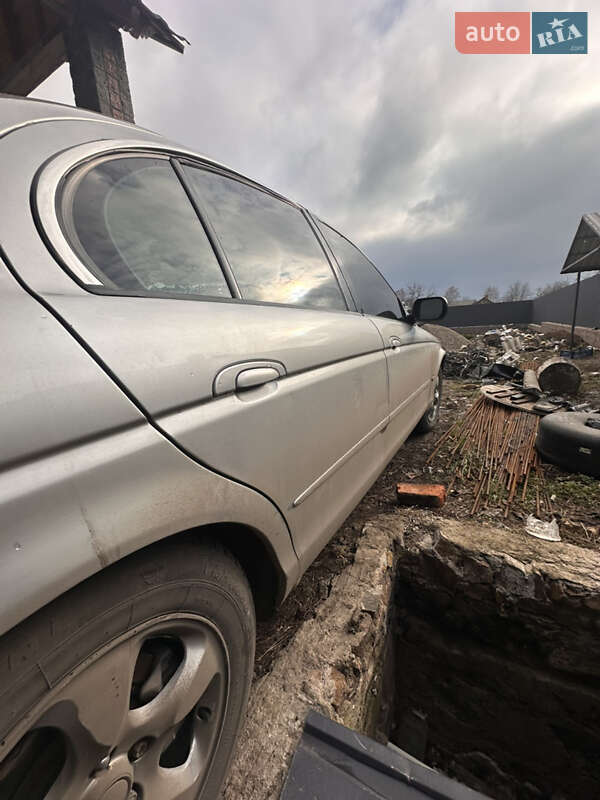 Седан Jaguar S-Type 2001 в Первомайську