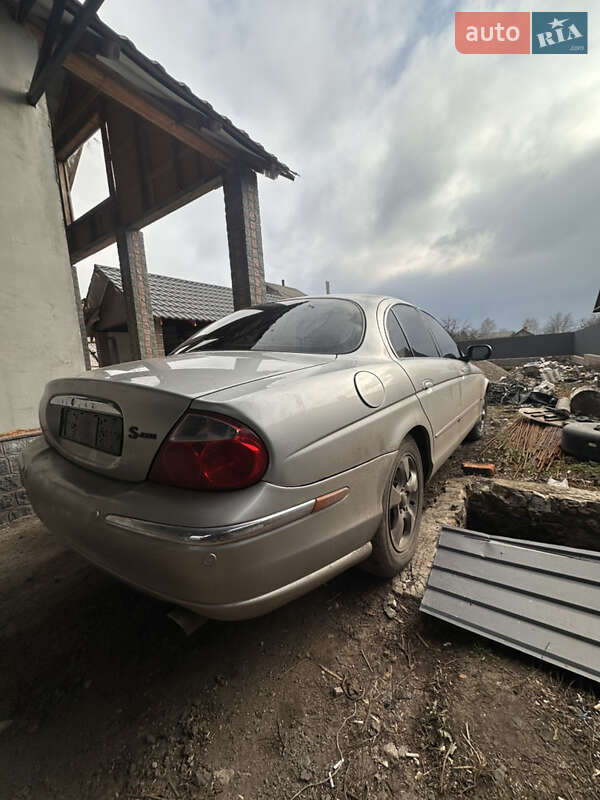 Седан Jaguar S-Type 2001 в Первомайську