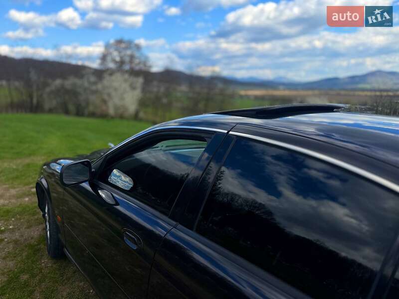 Седан Jaguar S-Type 2000 в Солотвине