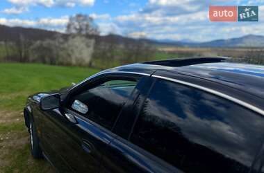 Седан Jaguar S-Type 2000 в 