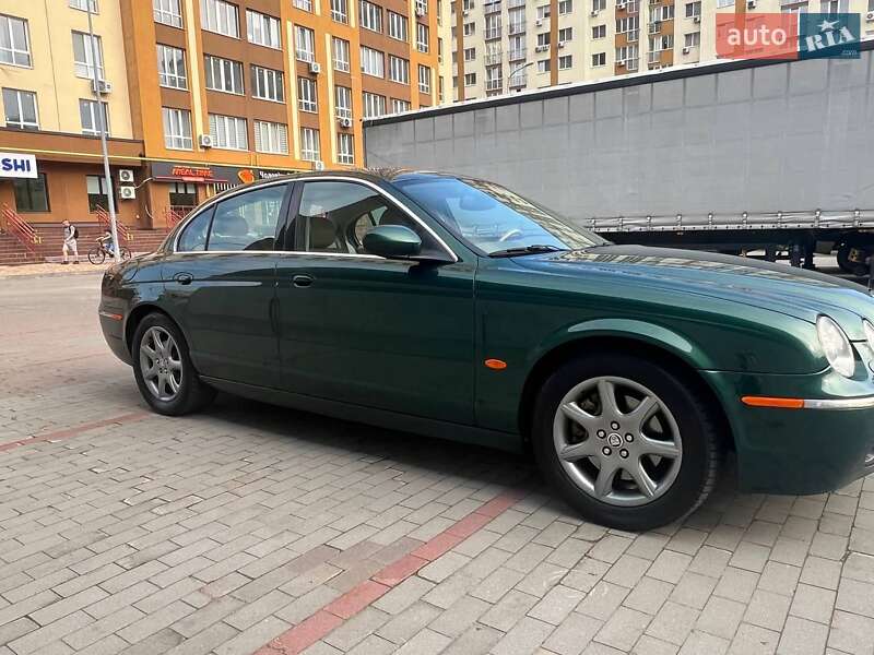 Седан Jaguar S-Type 2004 в Киеве