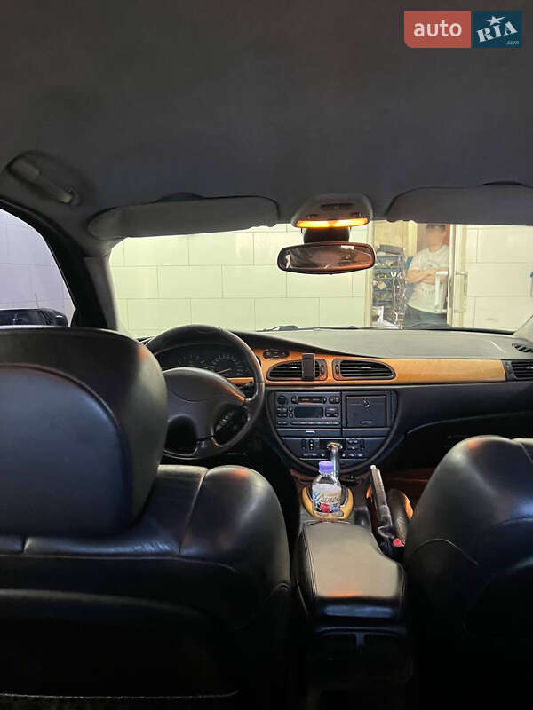 Седан Jaguar S-Type 2000 в Днепре