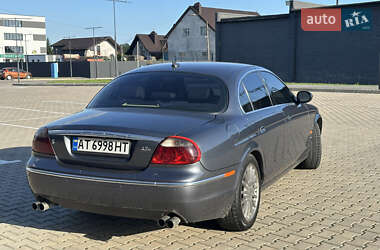 Седан Jaguar S-Type 2005 в 