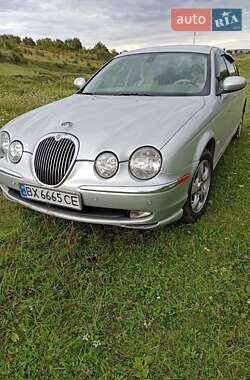 Седан Jaguar S-Type 2002 в 