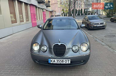 Седан Jaguar S-Type 2004 в 