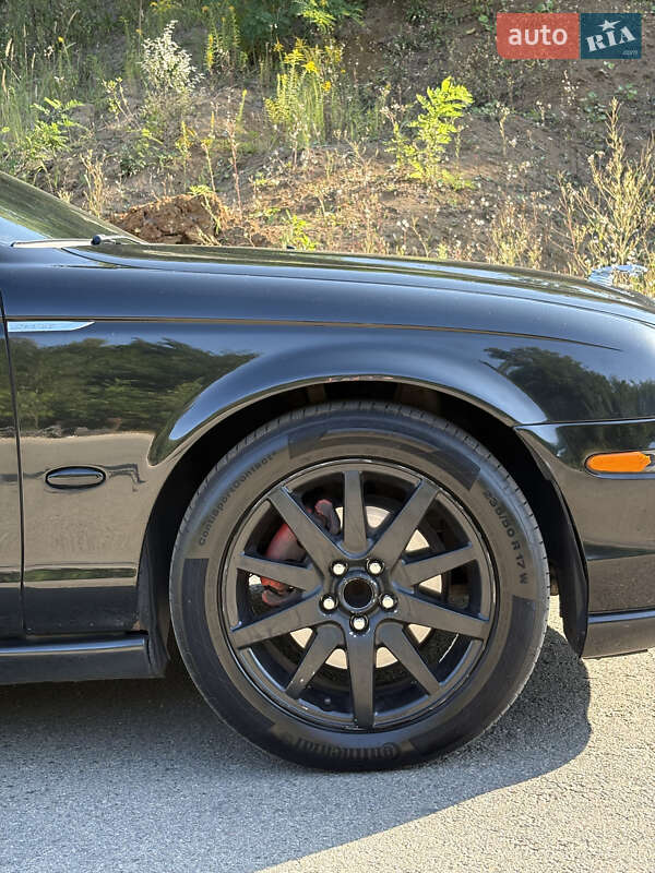 Седан Jaguar S-Type 2000 в Киеве