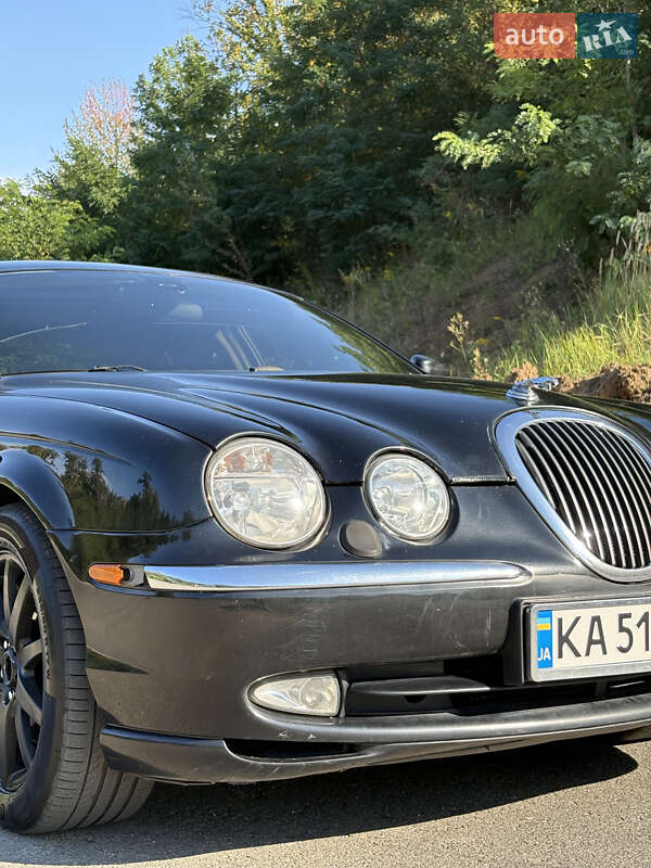 Седан Jaguar S-Type 2000 в Киеве