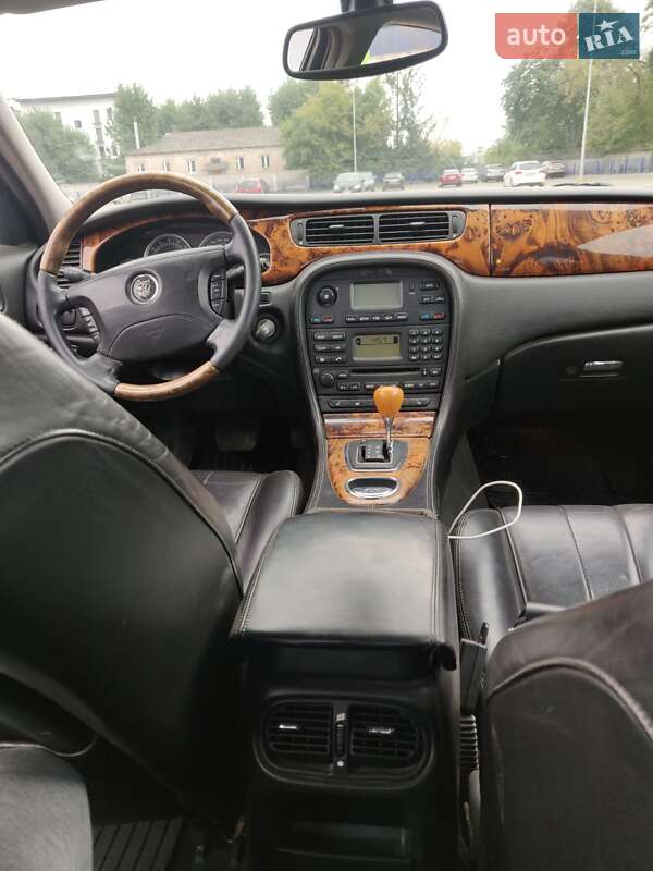 Седан Jaguar S-Type 2004 в Тернополе