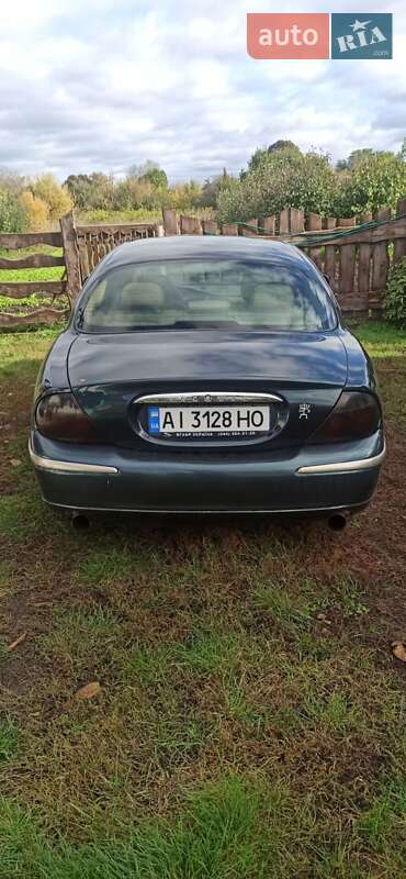 Седан Jaguar S-Type 2000 в Фастове