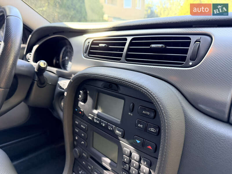 Седан Jaguar S-Type 2007 в Днепре