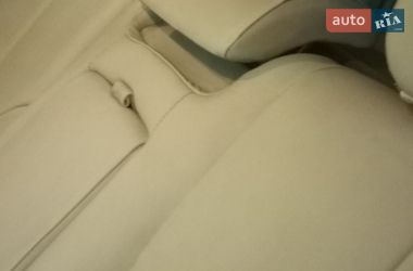 Седан Jaguar S-Type 1999 в Лубнах