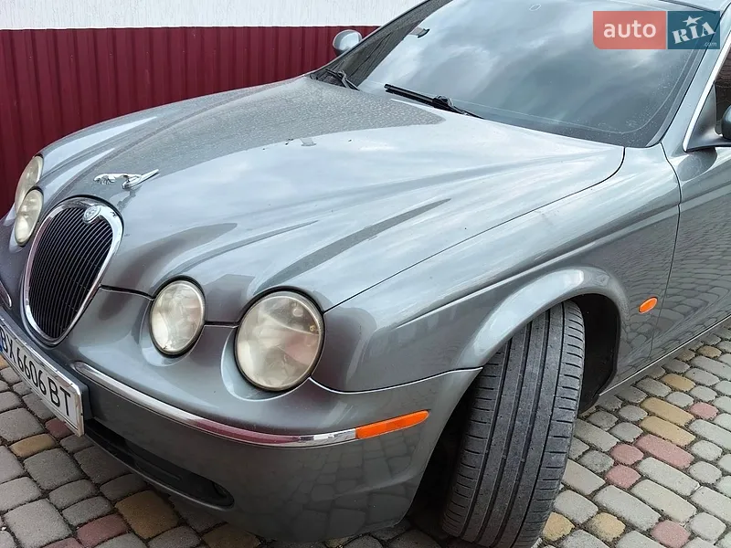 Jaguar S-Type