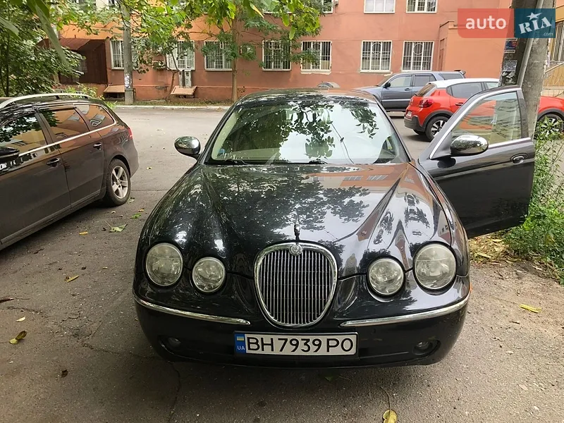 Jaguar S-Type