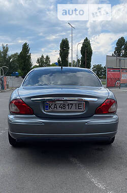 Седан Jaguar X-Type 2005 в 