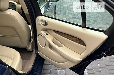 Седан Jaguar X-Type 2006 в 