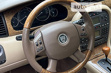 Седан Jaguar X-Type 2006 в 