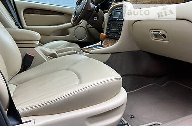 Седан Jaguar X-Type 2006 в 