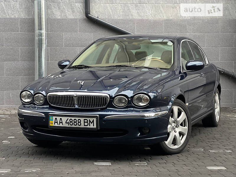 Седан Jaguar X-Type 2006 в 