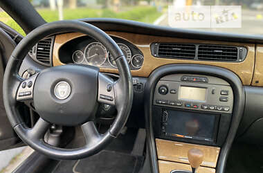 Седан Jaguar X-Type 2005 в 