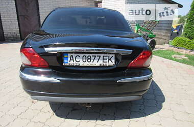 Седан Jaguar X-Type 2005 в Нововолынске