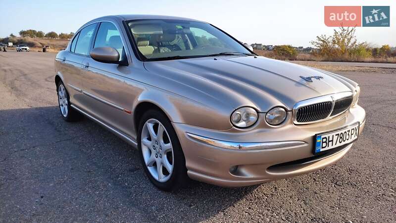 Седан Jaguar X-Type 2002 в Одесі