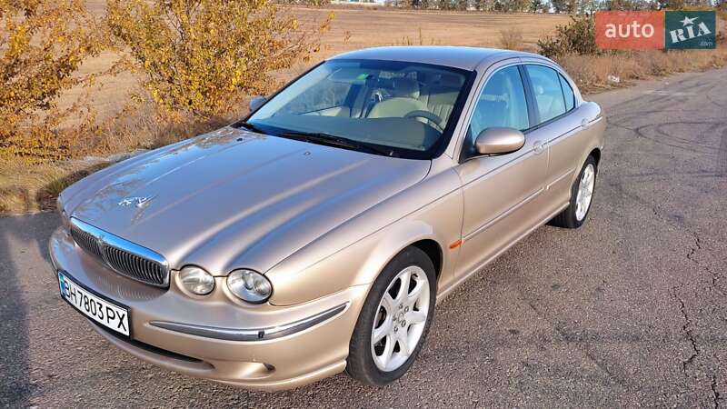 Седан Jaguar X-Type 2002 в Одесі