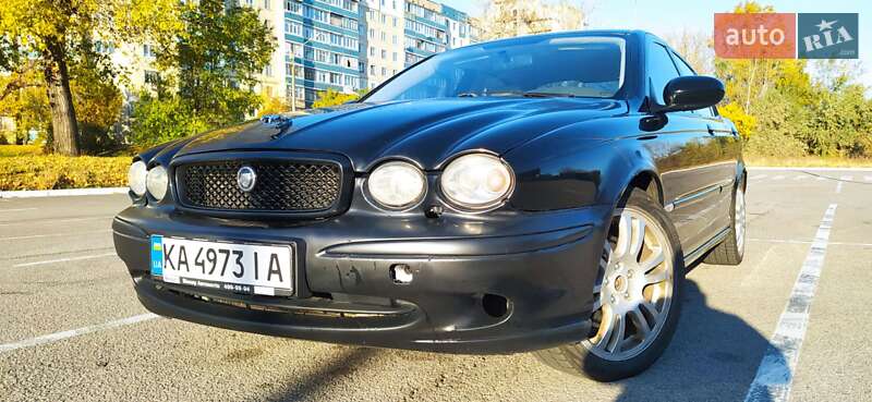 Седан Jaguar X-Type 2004 в Кам'янському