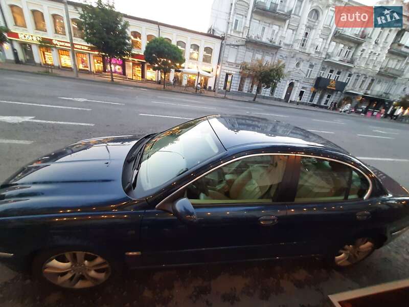 Седан Jaguar X-Type 2007 в Киеве