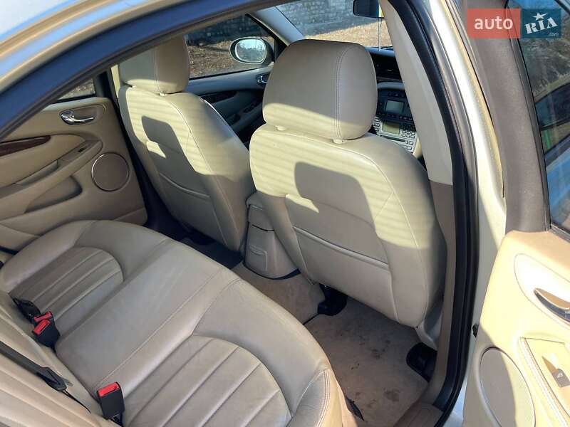 Седан Jaguar X-Type 2005 в Харкові
