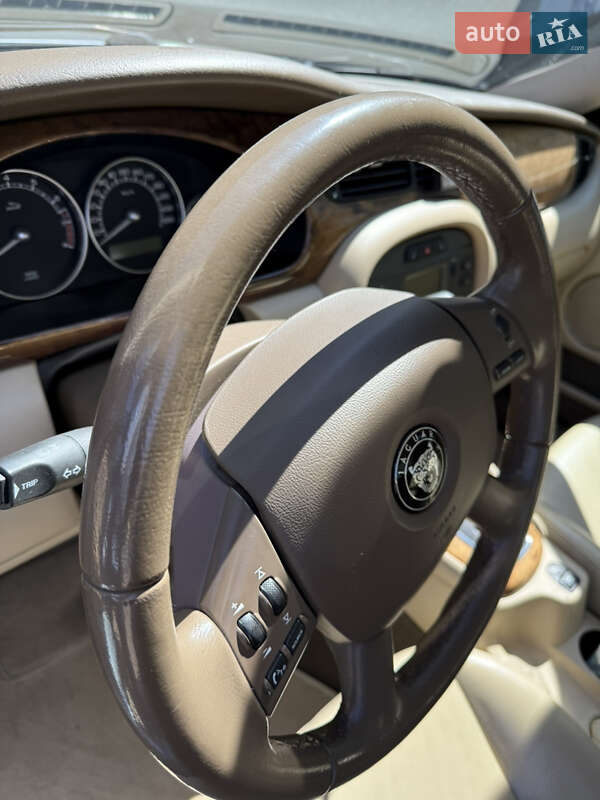 Седан Jaguar X-Type 2007 в Івано-Франківську