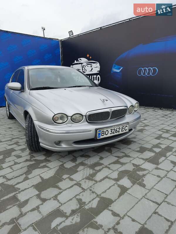 Седан Jaguar X-Type 2006 в 