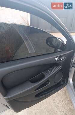 Седан Jaguar X-Type 2004 в 
