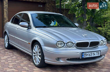 Седан Jaguar X-Type 2001 в 