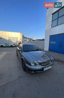 Седан Jaguar X-Type 2002 в 