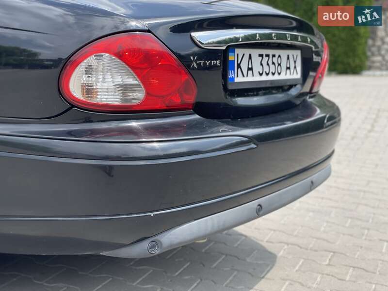 Седан Jaguar X-Type 2006 в Підволочиську