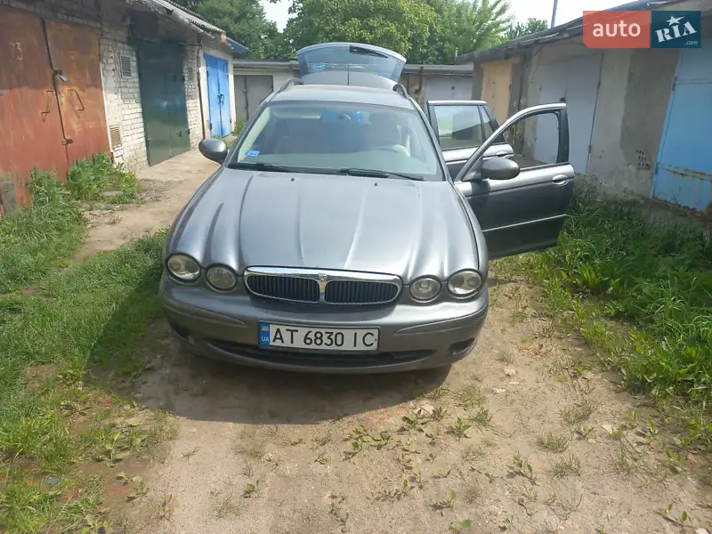 Jaguar X-Type
