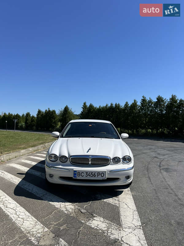 Седан Jaguar X-Type 2007 в Львові