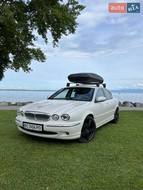 Седан Jaguar X-Type 2007 в Львові
