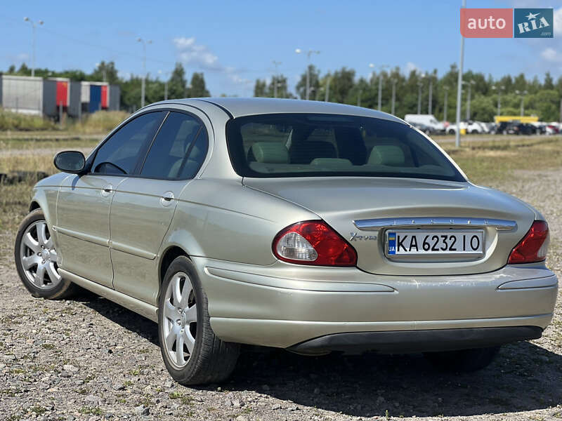 Седан Jaguar X-Type 2006 в Львові