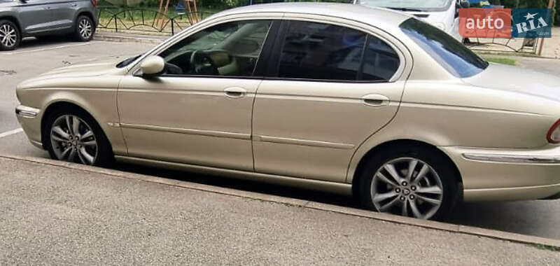 Седан Jaguar X-Type 2007 в Києві