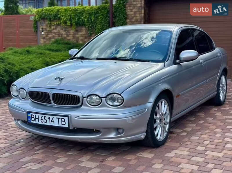 Седан Jaguar X-Type 2001 в Одесі