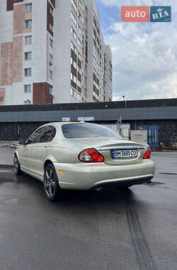 Седан Jaguar X-Type 2009 в 