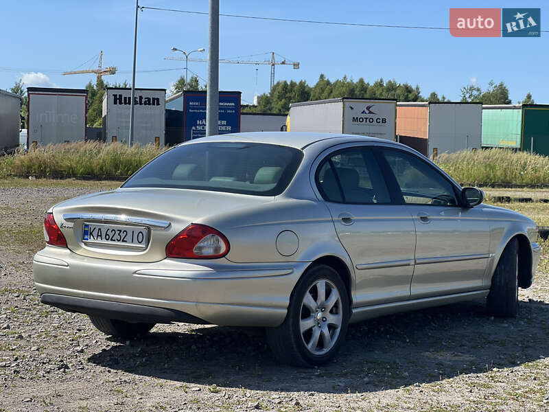 Седан Jaguar X-Type 2006 в Львове